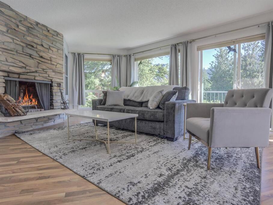 Ski-Mount Hood Charm-Welches,Golf And Ski Resort Condo,W&D, Wifi,Near Woods,Hiking,Fishing Mount Hood Village Esterno foto