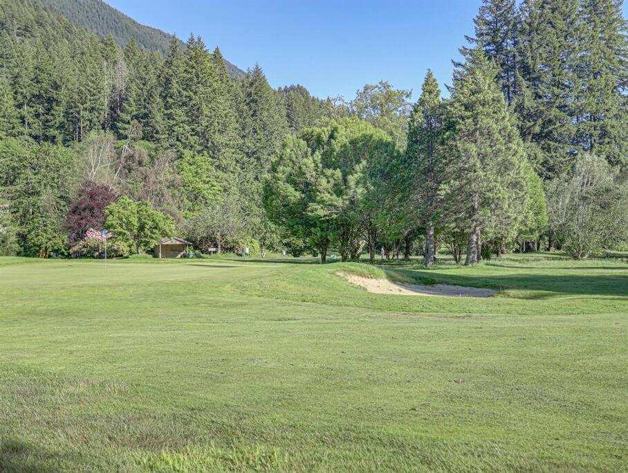 Ski-Mount Hood Charm-Welches,Golf And Ski Resort Condo,W&D, Wifi,Near Woods,Hiking,Fishing Mount Hood Village Esterno foto