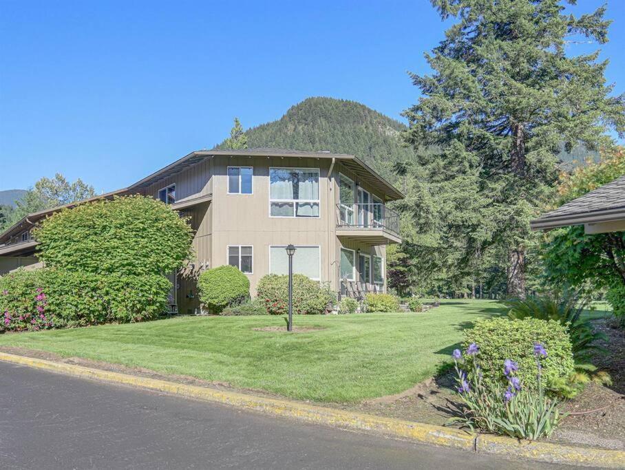 Ski-Mount Hood Charm-Welches,Golf And Ski Resort Condo,W&D, Wifi,Near Woods,Hiking,Fishing Mount Hood Village Esterno foto