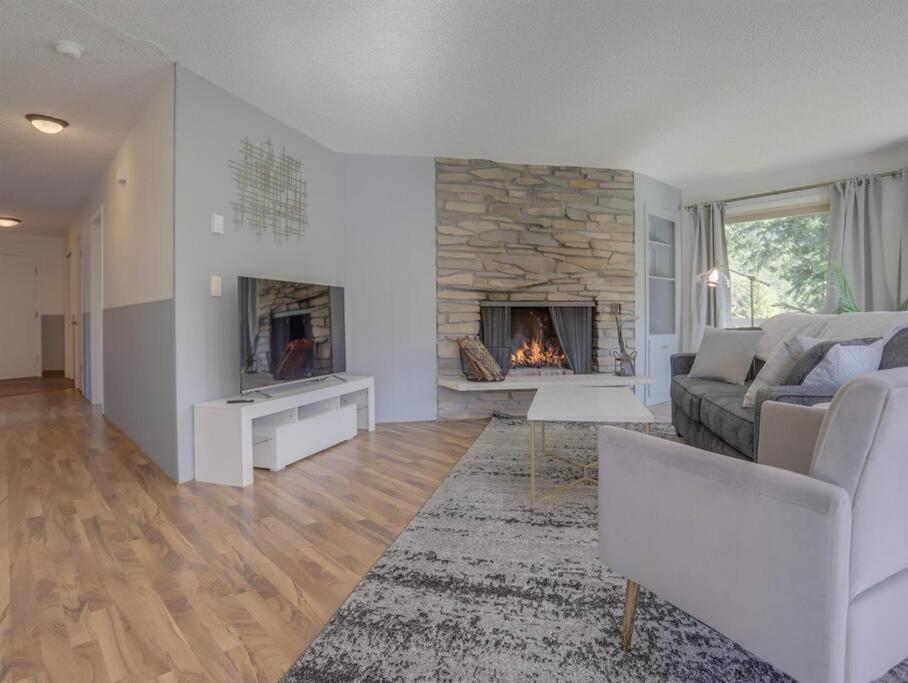 Ski-Mount Hood Charm-Welches,Golf And Ski Resort Condo,W&D, Wifi,Near Woods,Hiking,Fishing Mount Hood Village Esterno foto